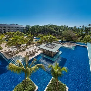 Henann Alona Semesteranläggning (resort)