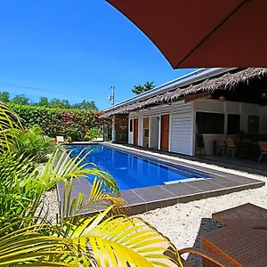 Alona M Resort
