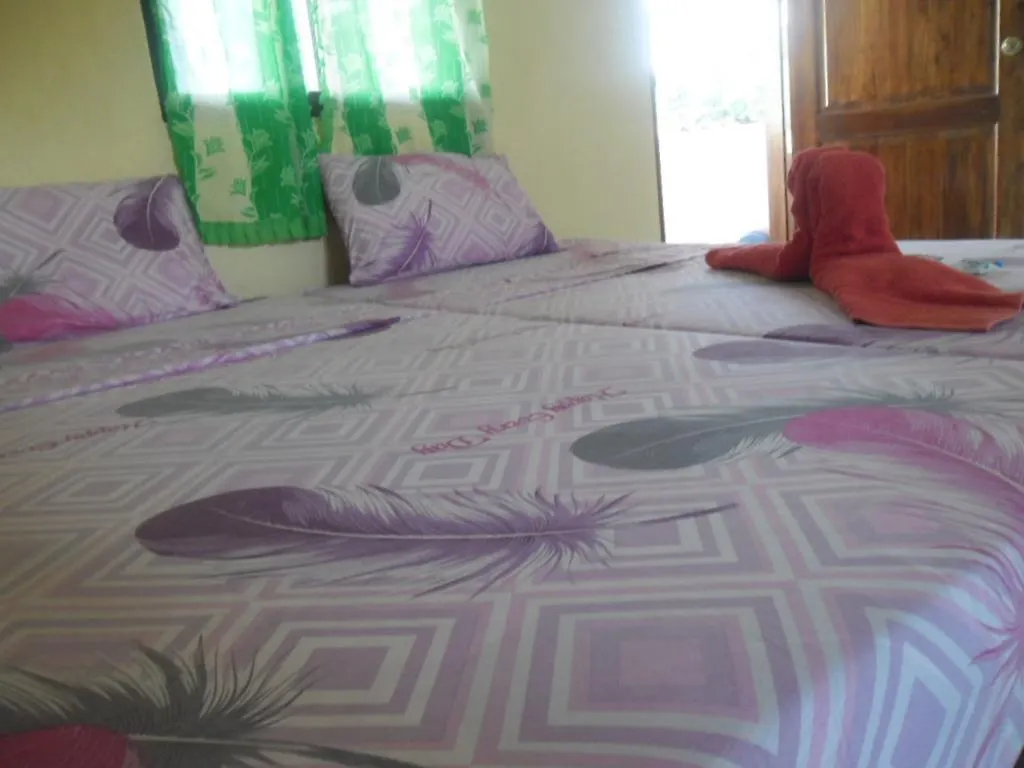 Golden Sam Resort Panglao 0*,